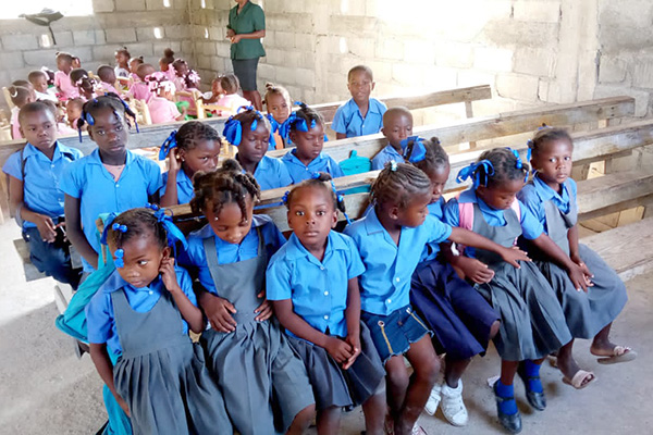 SchuleHaiti01